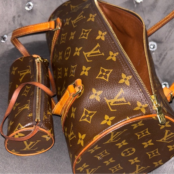 Louis Vuitton papillon 30 Monorgram WITH pochette - Picture 2 of 5